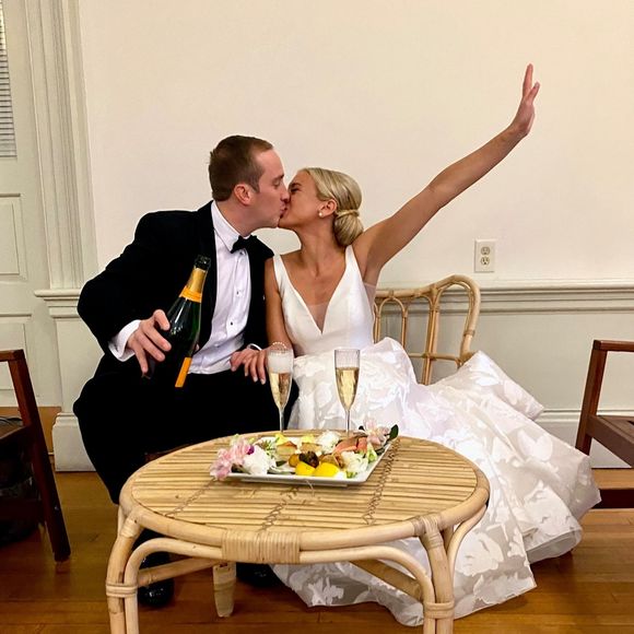 Meet your Posher, Hali - Picture 1 of 1